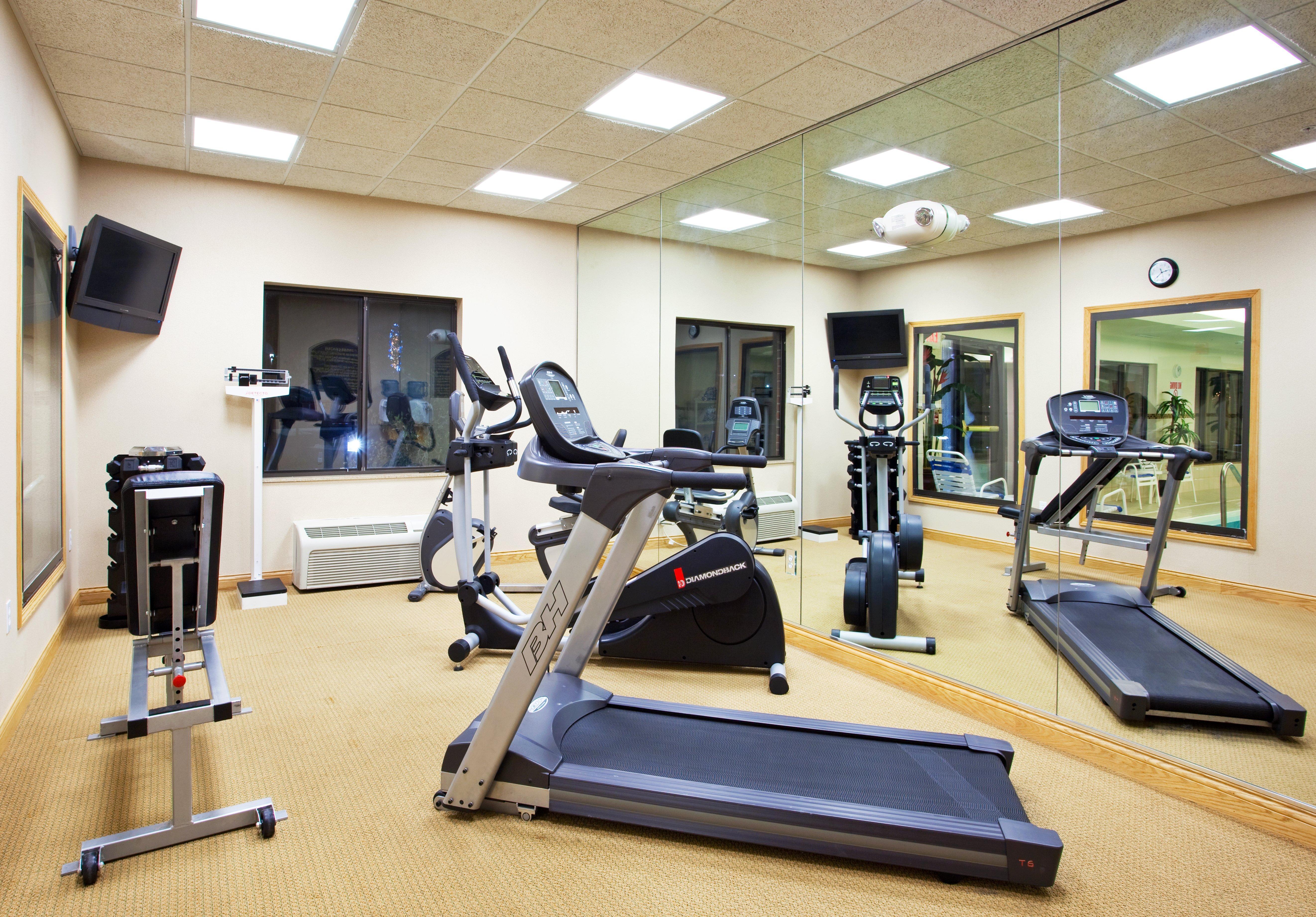 Holiday Inn Express Hotel & Suites Detroit-Utica By Ihg Εξωτερικό φωτογραφία