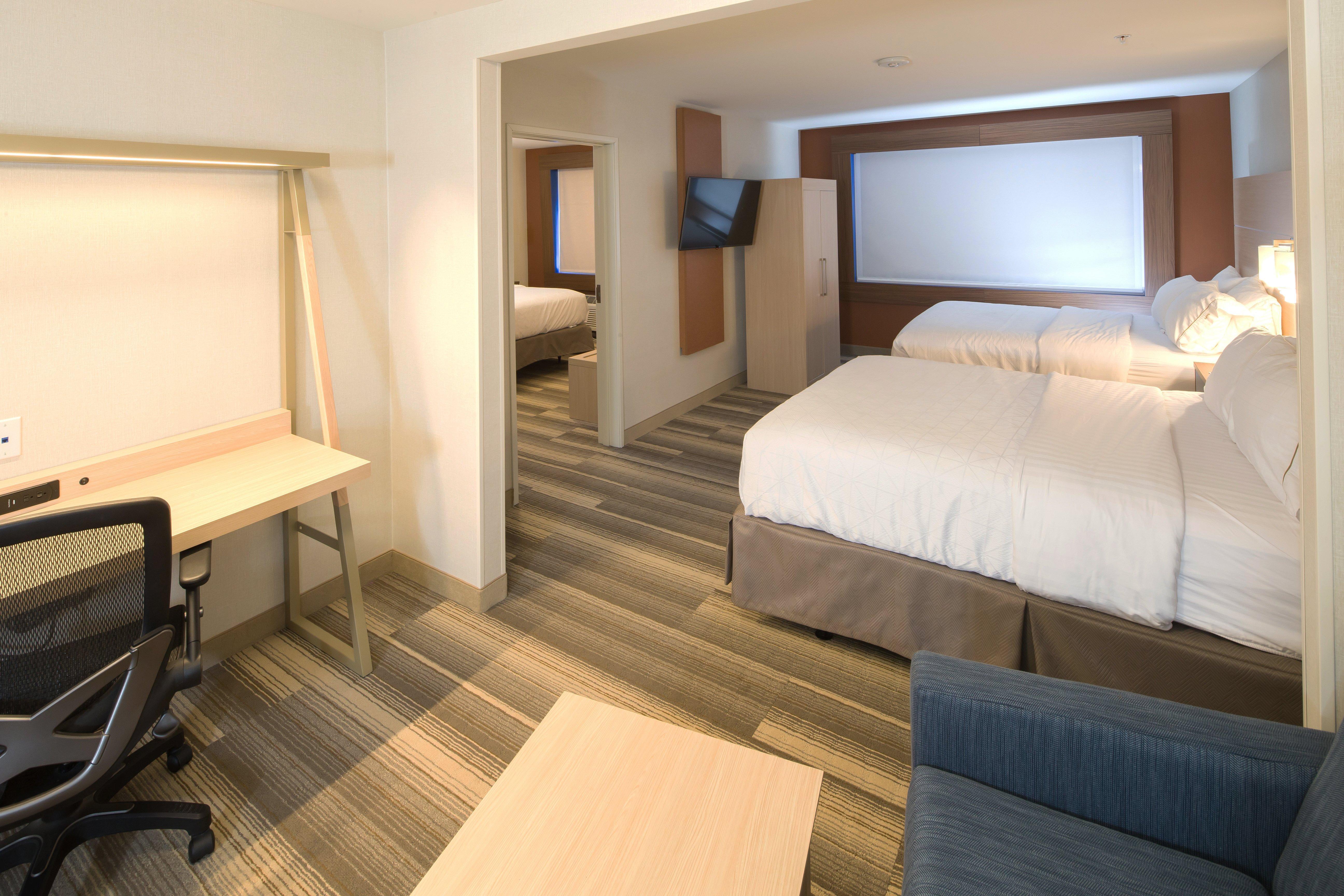 Holiday Inn Express Hotel & Suites Detroit-Utica By Ihg Εξωτερικό φωτογραφία